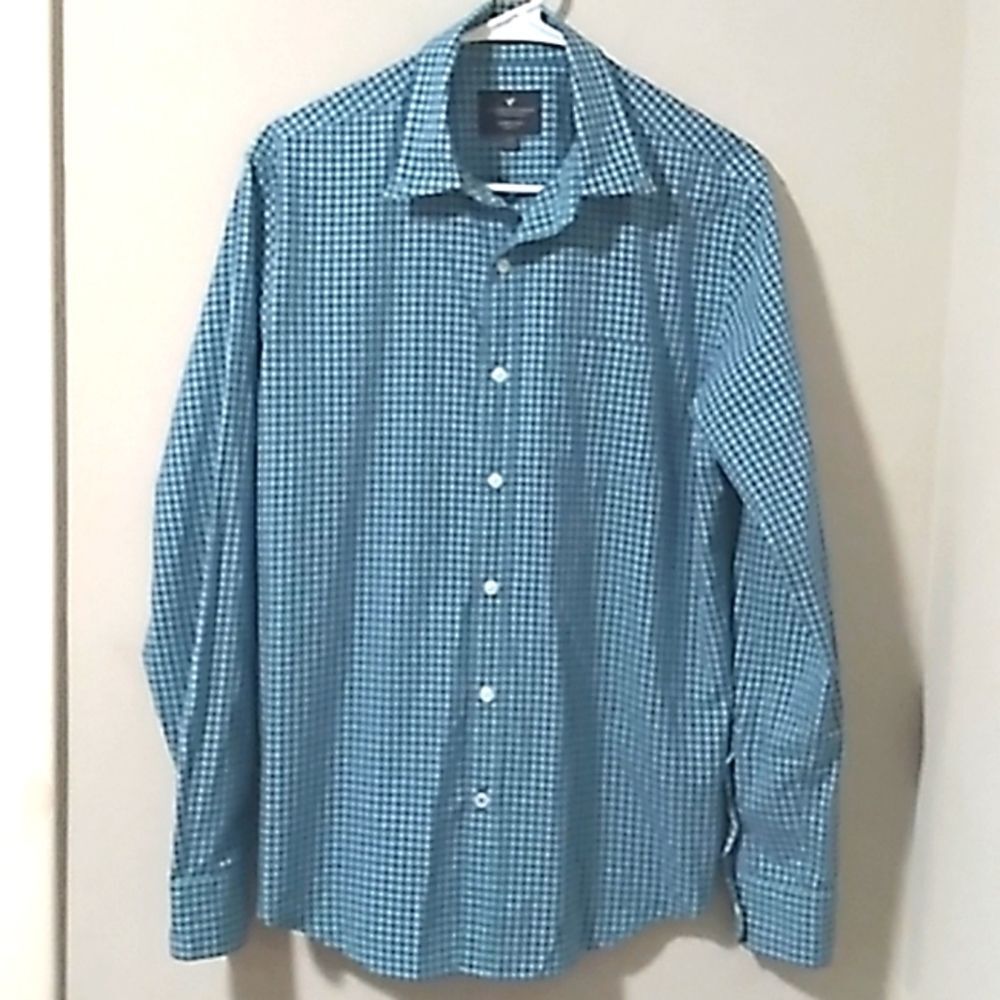 American Eagle Seriously Soft Classic Fit Shirt..